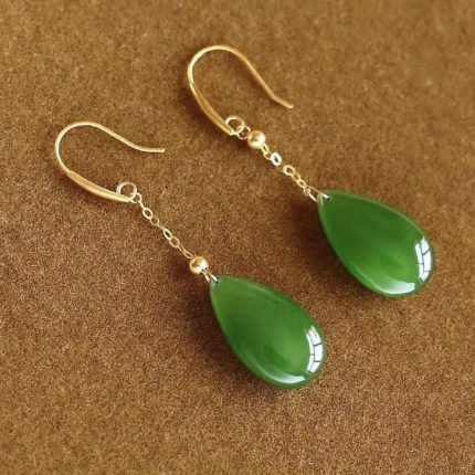 Elegant Green Pendant Earrings - Classical Style, Suitable For Cheongsam And Important Occasions, Ideal Gift For Mother'S Day